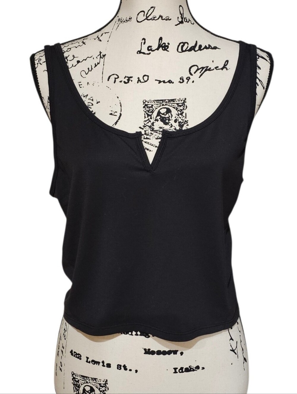 lululemon athletica Black V-Notch Performance Tank